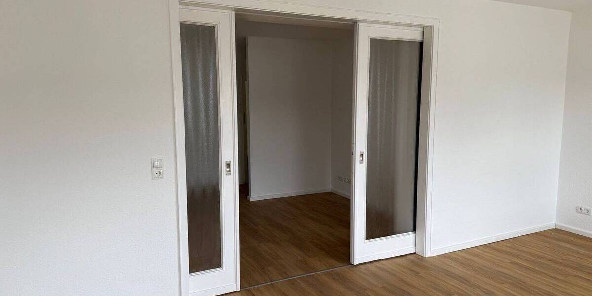 Etagenwohnung Braunschweig Innenstadt - 3 Zimmer, 91 m&sup2;, 900&euro; | Angebot:26807156