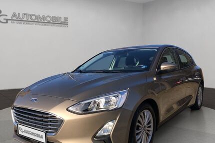 Ford Focus 51.200 km 14.990 € Braunschweig 38110