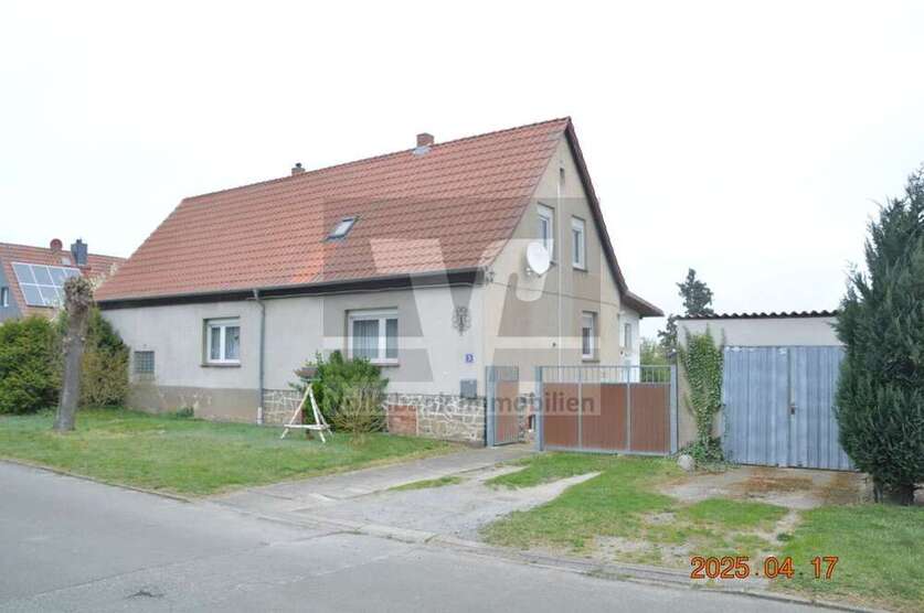 Haus zum Kaufen in Bandau Röwitz 89.000 € 110.2 m²