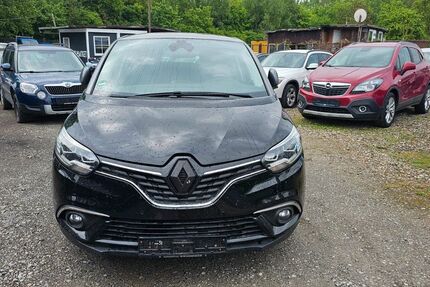 Renault Scenic 97.697 km 11.490 &euro; Braunschweig 38120