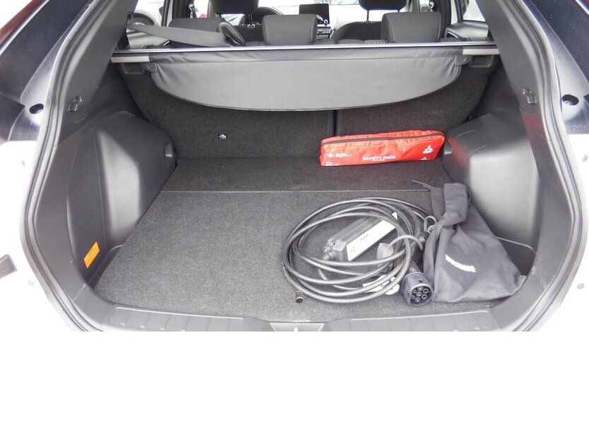 Eclipse Cross PLUG-IN Benzin/Elektro HYBRID Navi