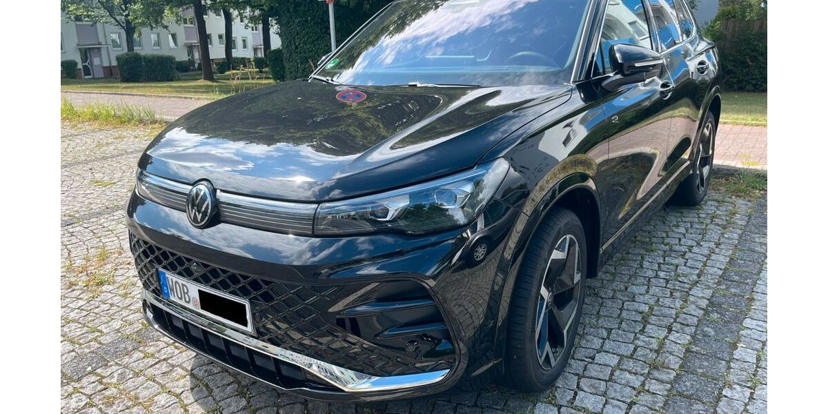 VW Tiguan 17.000 km 49.900 &euro; Wolfsburg 38444
