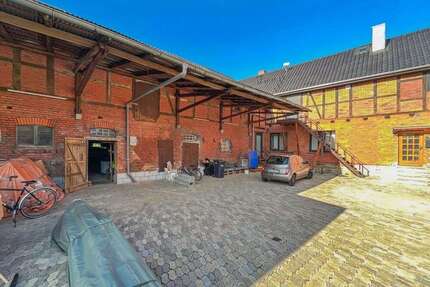 Halle in Rühen 49.000 € 242 m²