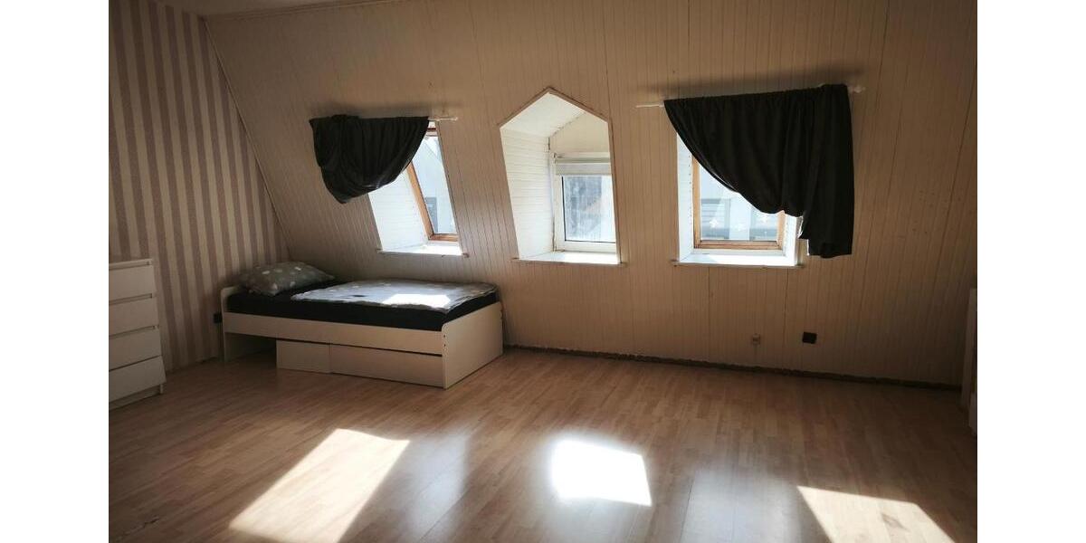 Etagenwohnung Helmstedt - 4 Zimmer, 116 m&sup2;, 720&euro; | Angebot:26480659