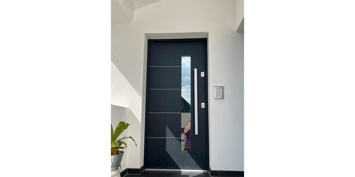 Etagenwohnung Schwülper - 3 Zimmer, 120 m&sup2;, 1.200&euro; | Angebot:26327337