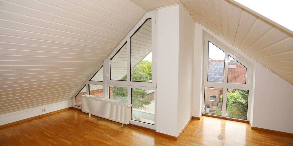 Etagenwohnung Gifhorn - 4 Zimmer, 106 m&sup2;, 219.000&euro; | Angebot:25662747