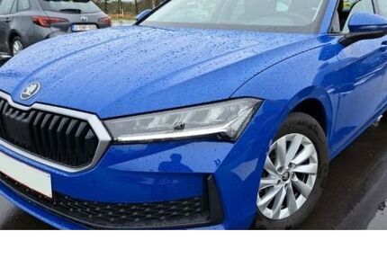 Skoda Superb 11.068 km 29.990 &euro; Wolfsburg 38440