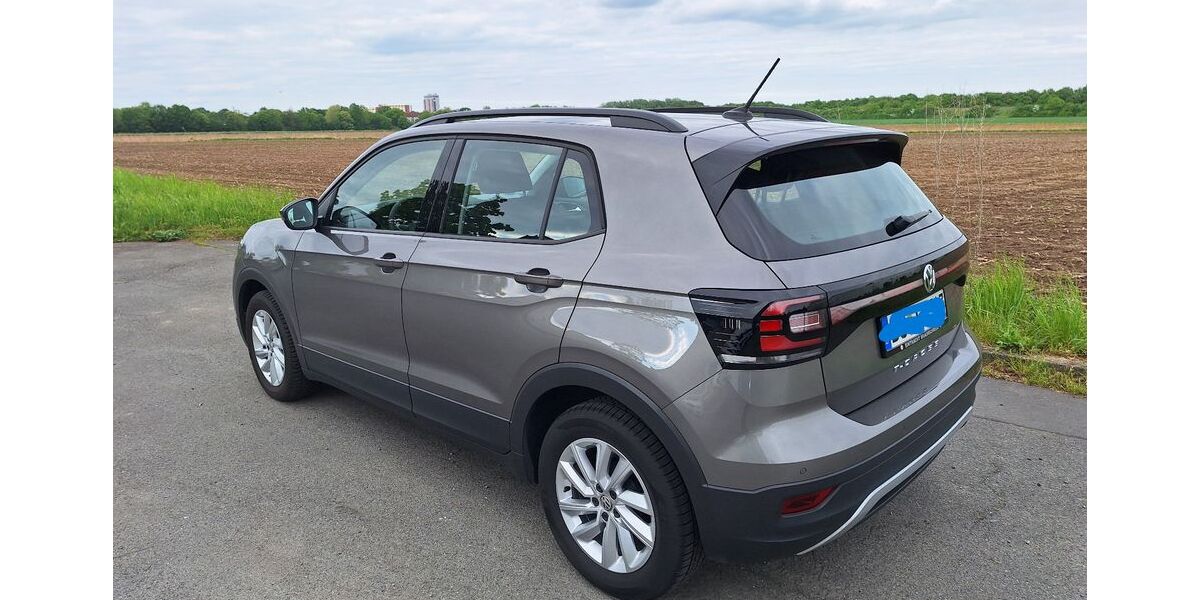 VW T-Cross 22.000 km 16.200 &euro; Braunschweig 38124