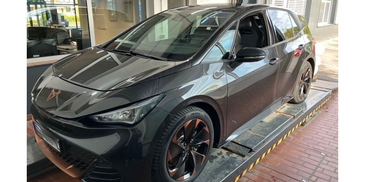 Cupra Born 24.750 km 29.790 &euro; Helmstedt 38350