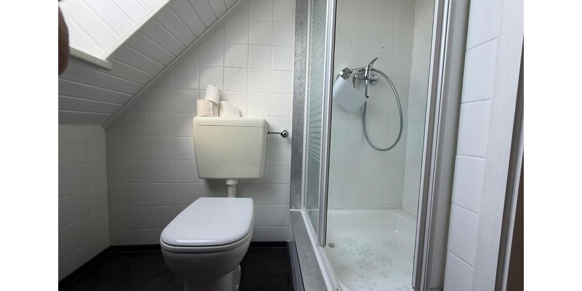 Großzügige 6-Zimmer-Maisonette mit Garage & Loggia 6 zimmer