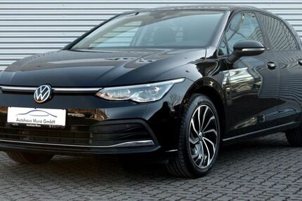 VW Golf 29.993 km 23.490 € Cremlingen 38162