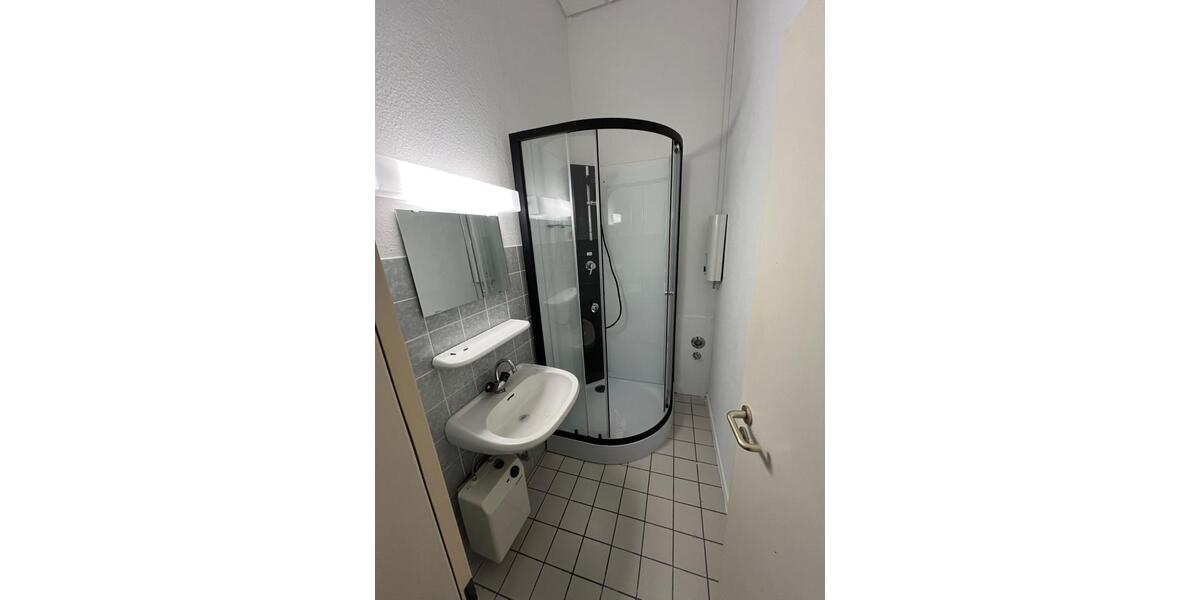 Etagenwohnung Braunschweig - 5 Zimmer, 129 m&sup2;, 1.250&euro; | Angebot:26321682