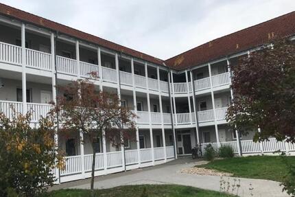 sehr schöne neu sanierte 3-R-Wg. mit Balkon am Ortsrand
