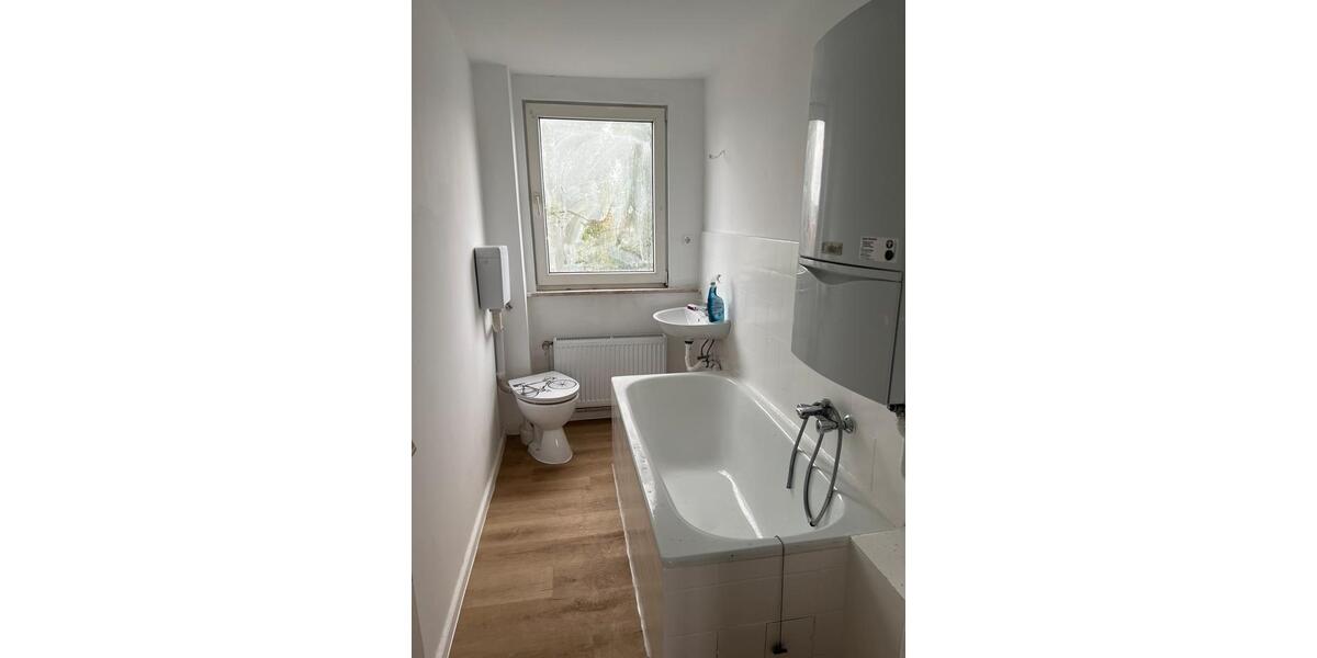 Dachgeschoßwohnung Helmstedt - 3 Zimmer, 60 m&sup2;, 650&euro; | Angebot:26249617