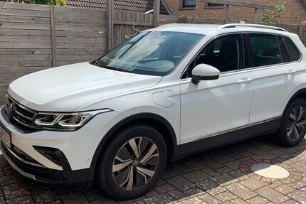VW Tiguan 43.000 km 28.300 &euro; Wasbüttel 38553