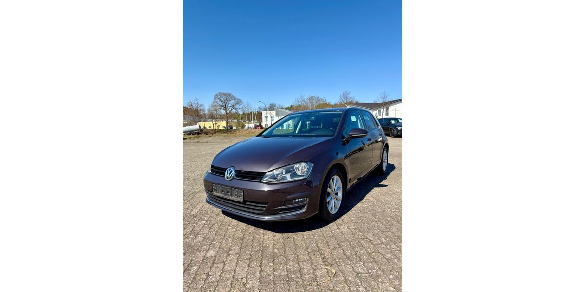 VW Golf 114.000 km 10.000 &euro; Sassenburg 38524