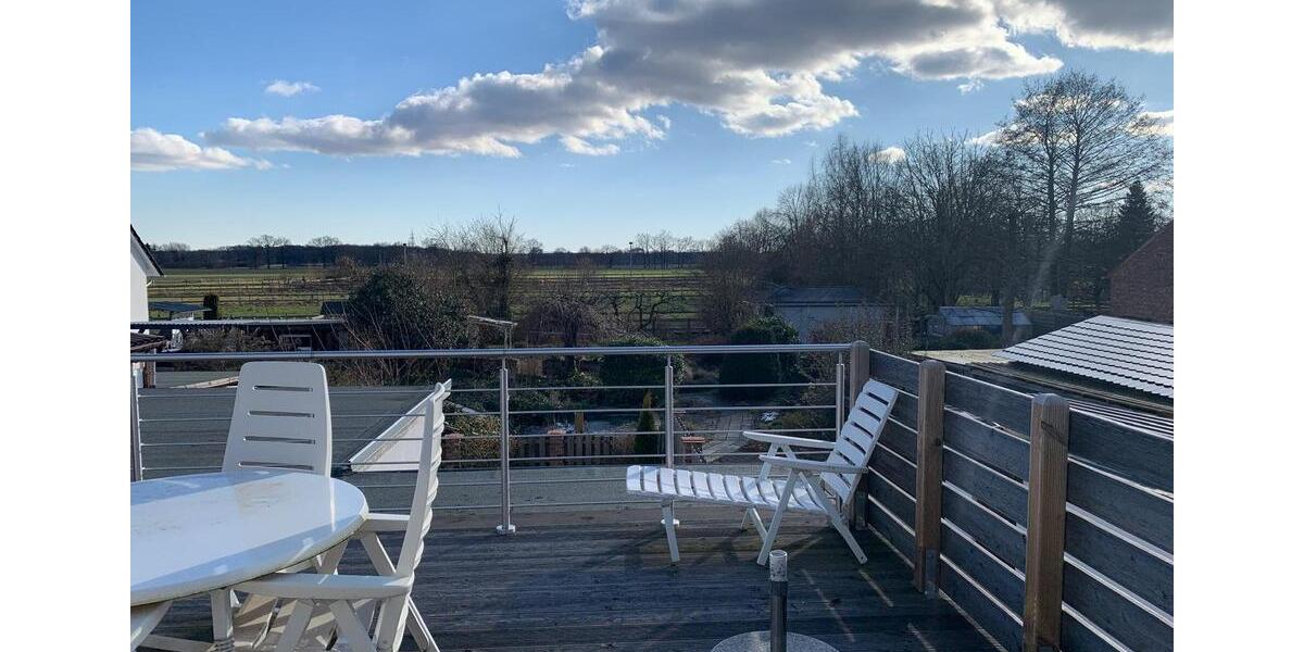 Dachgeschoßwohnung Jembke - 3.5 Zimmer, 120 m&sup2;, 950&euro; | Angebot:24465385