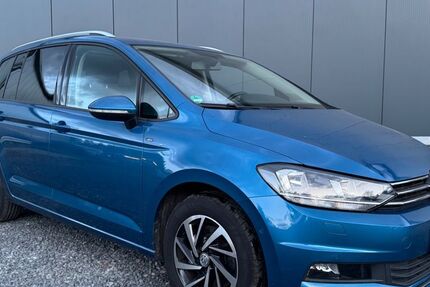 VW Touran 71.400 km 18.790 &euro; Braunschweig 38110
