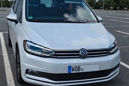 VW Touran 21.500 km 35.800 &euro; Wolfsburg 38448