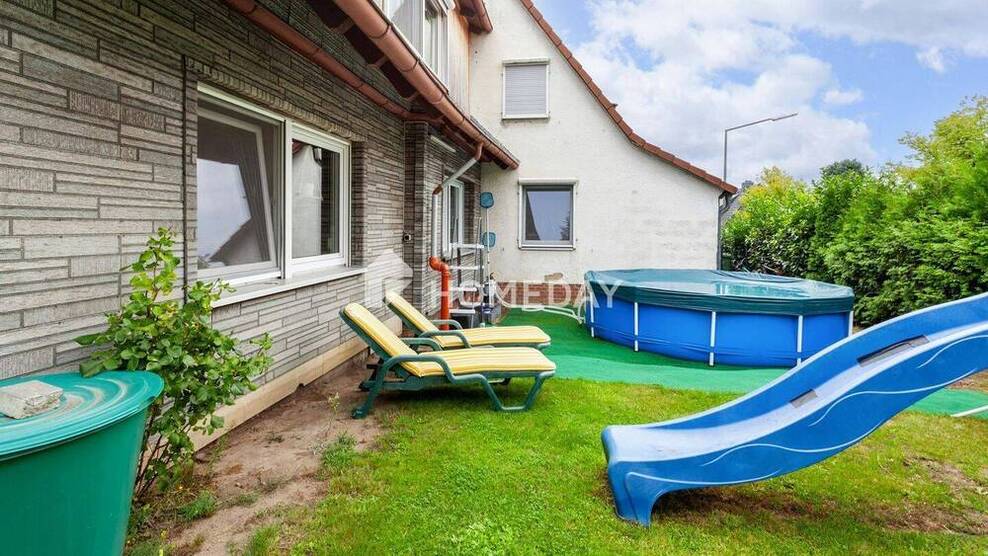 Großzügiges Zuhause für die ganze Familie - Gepflegte Doppelhaushälfte mit rund 180 m² Wohnfläche