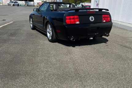Ford Mustang 160.000 km 17.500 &euro; Osloß 38557