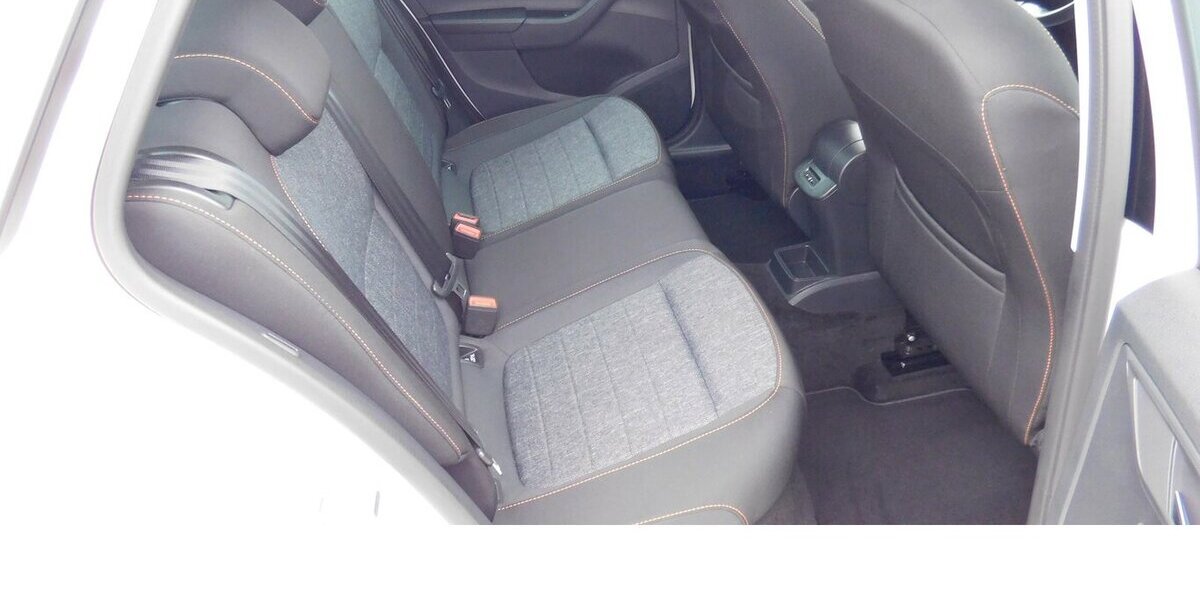 Skoda Fabia 1.0 Ambition TSI BMT Navi Klima 31.200 km 15.990 &euro; Vordorf 38533