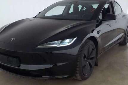 Tesla Model 3 35.000 km 40.890 € Helmstedt 38350