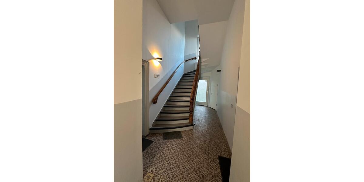 Etagenwohnung Braunschweig - 5 Zimmer, 129 m&sup2;, 1.250&euro; | Angebot:26321682