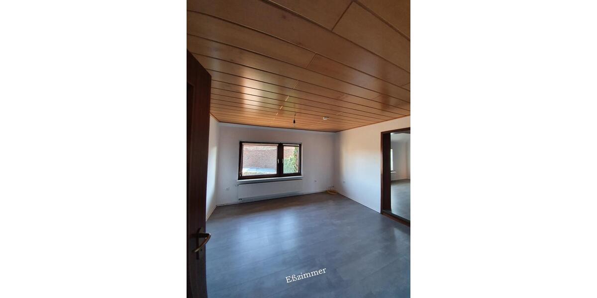 Etagenwohnung Wolfsburg Almke - 3.5 Zimmer, 103 m&sup2;, 800&euro; | Angebot:26647128