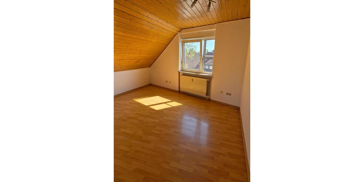 Dachgeschoßwohnung Gifhorn - 3 Zimmer, 63 m&sup2;, 650&euro; | Angebot:26337062
