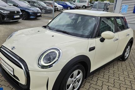 Mini ONE 172.000 km 9.999 &euro; Wolfsburg 38446