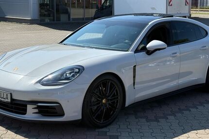 Porsche Panamera 244.980 km 37.900 &euro; Braunschweig 38112