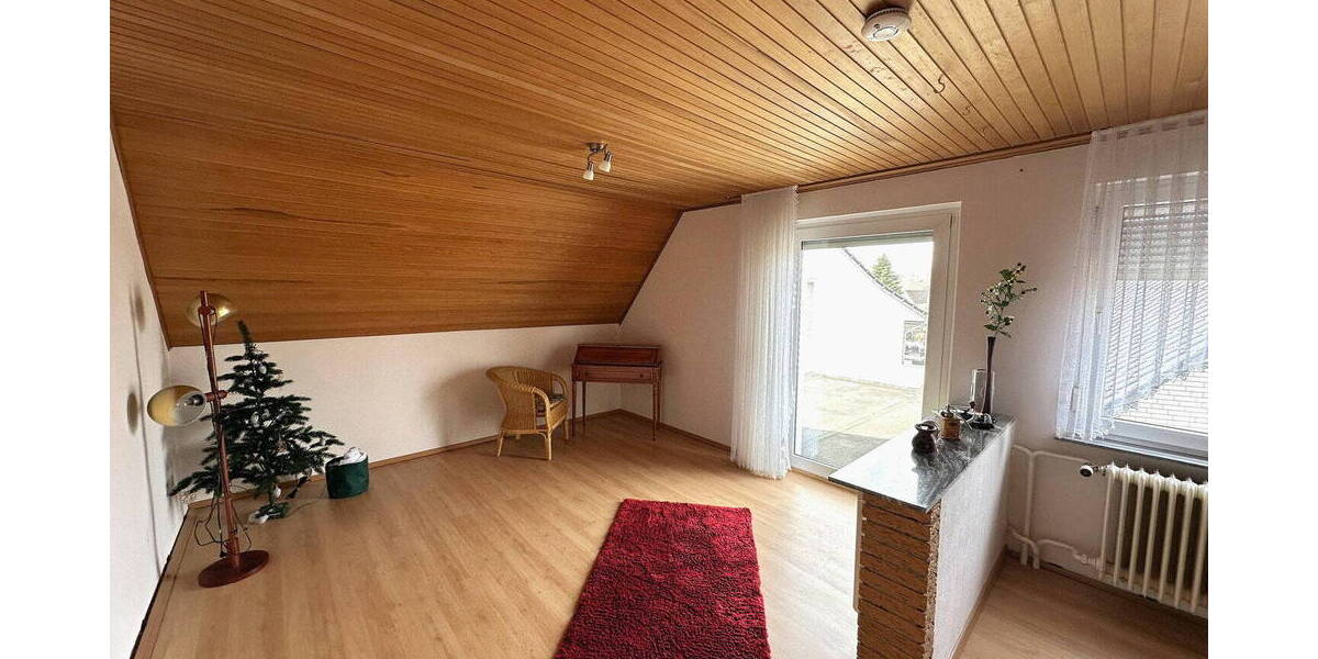 Einfamilienhaus Königslutter (Lauingen) Lauingen - 7 Zimmer, 201 m&sup2;, 250.000&euro; | Angebot:25957460