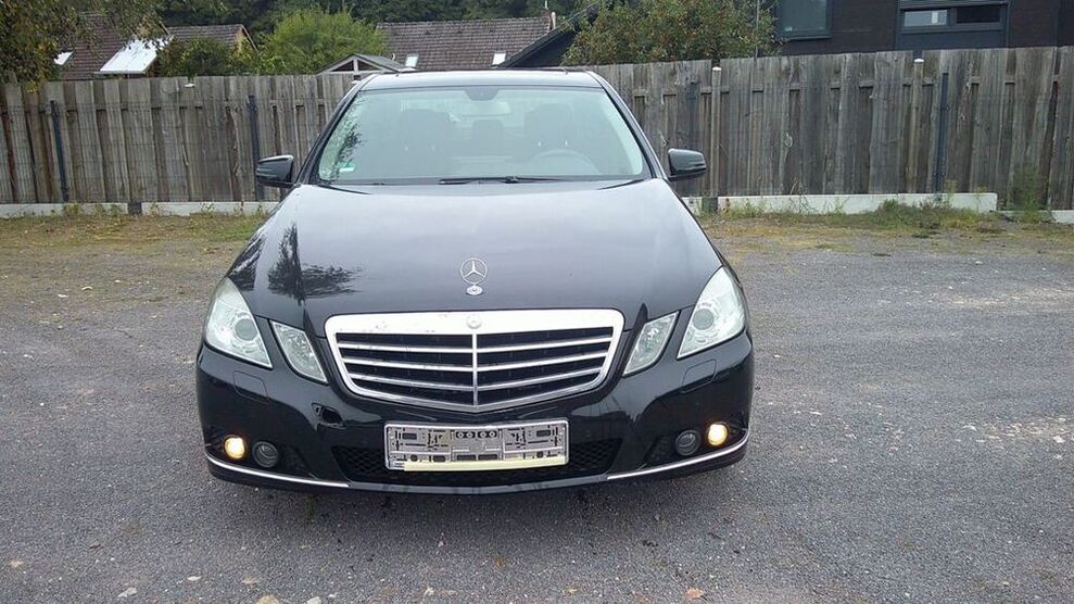 E 220