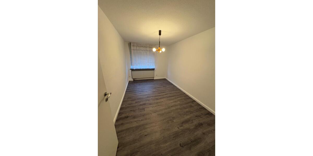 Etagenwohnung Helmstedt - 3 Zimmer, 82 m&sup2;, 520&euro; | Angebot:26214808