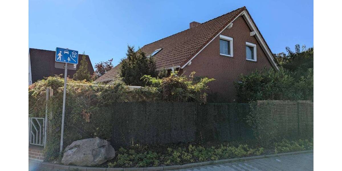 Mehrfamilienhaus, Wohnhaus Braunschweig Kralenriede - 6 Zimmer, 148 m&sup2;, 299.000&euro; | Angebot:26105666