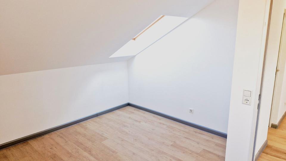 Dachgeschoßwohnung Wolfsburg Almke - 3 Zimmer, 61 m&sup2;, 499&euro; | Angebot:26063321