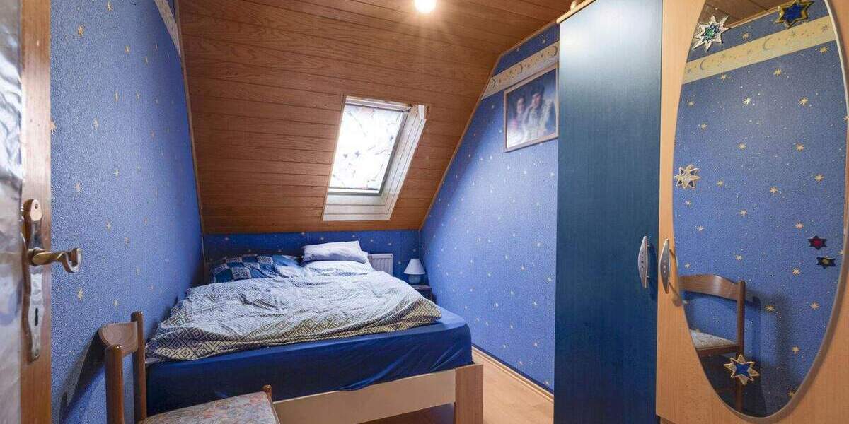 Einfamilienhaus Grasleben - 9 Zimmer, 184 m&sup2;, 320.000&euro; | Angebot:25800583