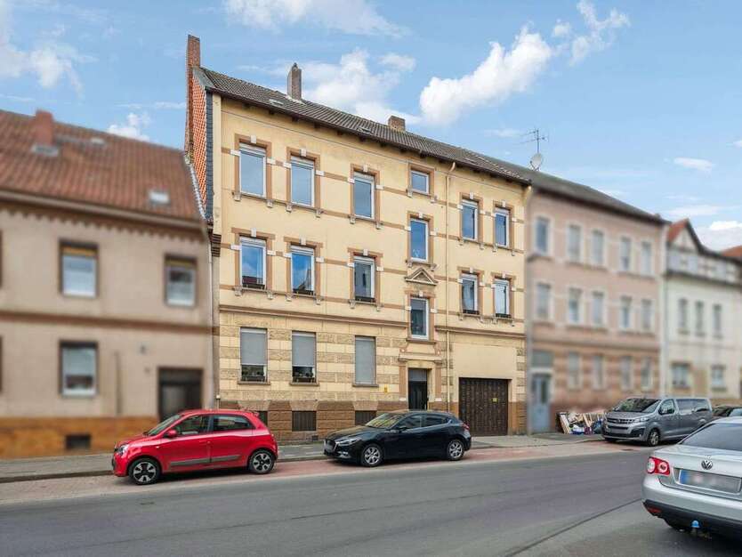 Haus zum Kaufen in Schöningen 199.000 € 251 m²