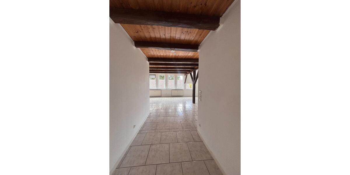 Dachgeschoßwohnung Tülau - 3 Zimmer, 84 m&sup2;, 590&euro; | Angebot:25053636