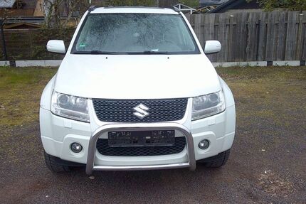 Suzuki Grand Vitara 182.000 km 4.800 &euro; Rötgesbüttel 38531