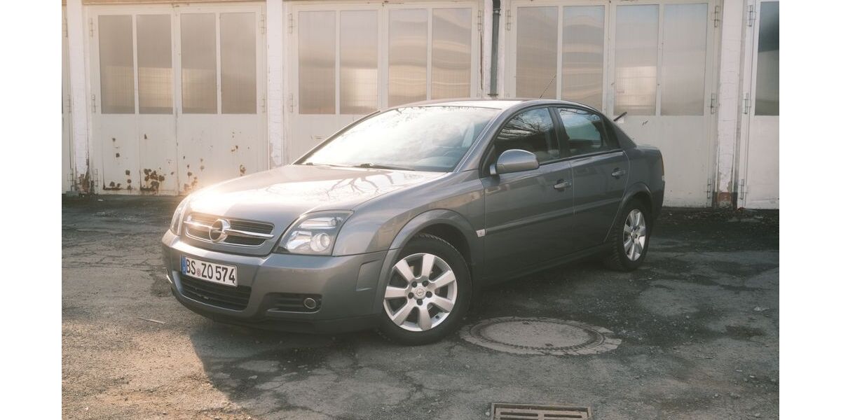 Opel Vectra 61.000 km 3.200 &euro; Braunschweig 38118