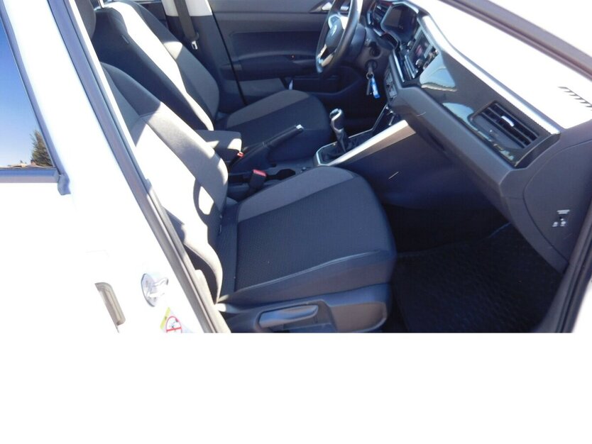 VW Polo 1.0 Life MPI BMT 4Trg Klima Navi LED 27.000 km 14.990 € Vordorf 38533