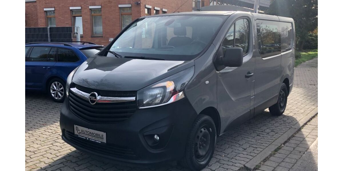 Opel Vivaro 187.500 km 10.990 € Braunschweig 38110