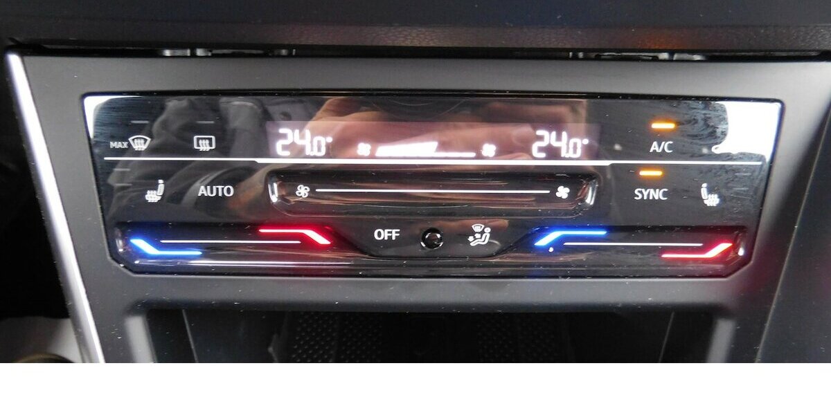 VW Taigo 1.0 TSI BMT Klima Navi LED 26.400 km 16.990 € Vordorf 38533