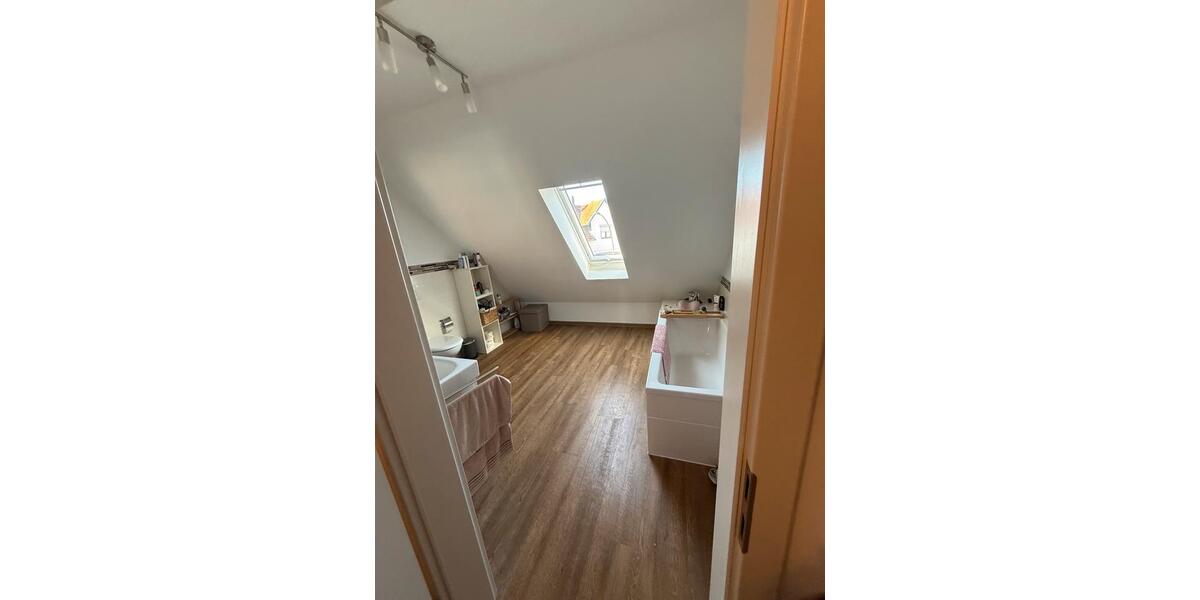 Etagenwohnung Braunschweig Lehndorf-Watenbüttel - 5 Zimmer, 142 m&sup2;, 1.850&euro; | Angebot:26314170