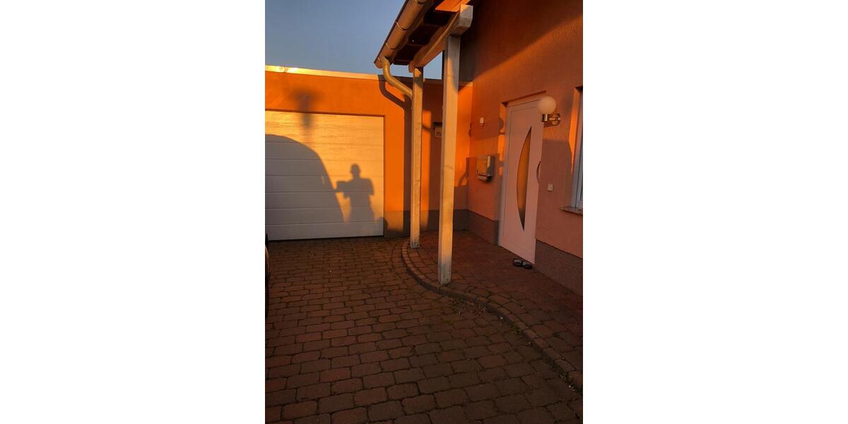 Einfamilienhaus Wolfsburg Detmerode - 7 Zimmer, 200 m&sup2;, 1.990&euro; | Angebot:25372275