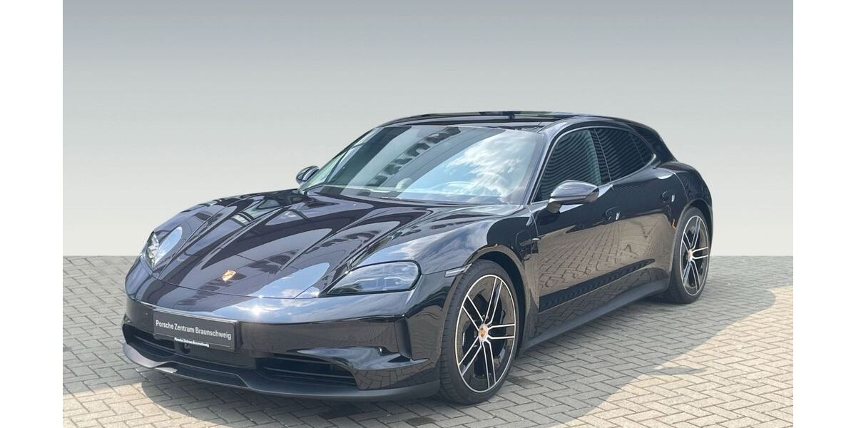 Porsche Taycan 6.500 km 107.830 &euro; Braunschweig 38114