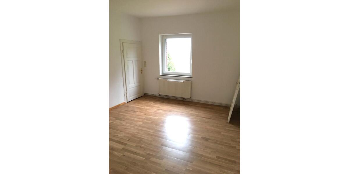 Einfamilienhaus Groß Twülpstedt - 8 Zimmer, 186 m&sup2;, 1.350&euro; | Angebot:25965606