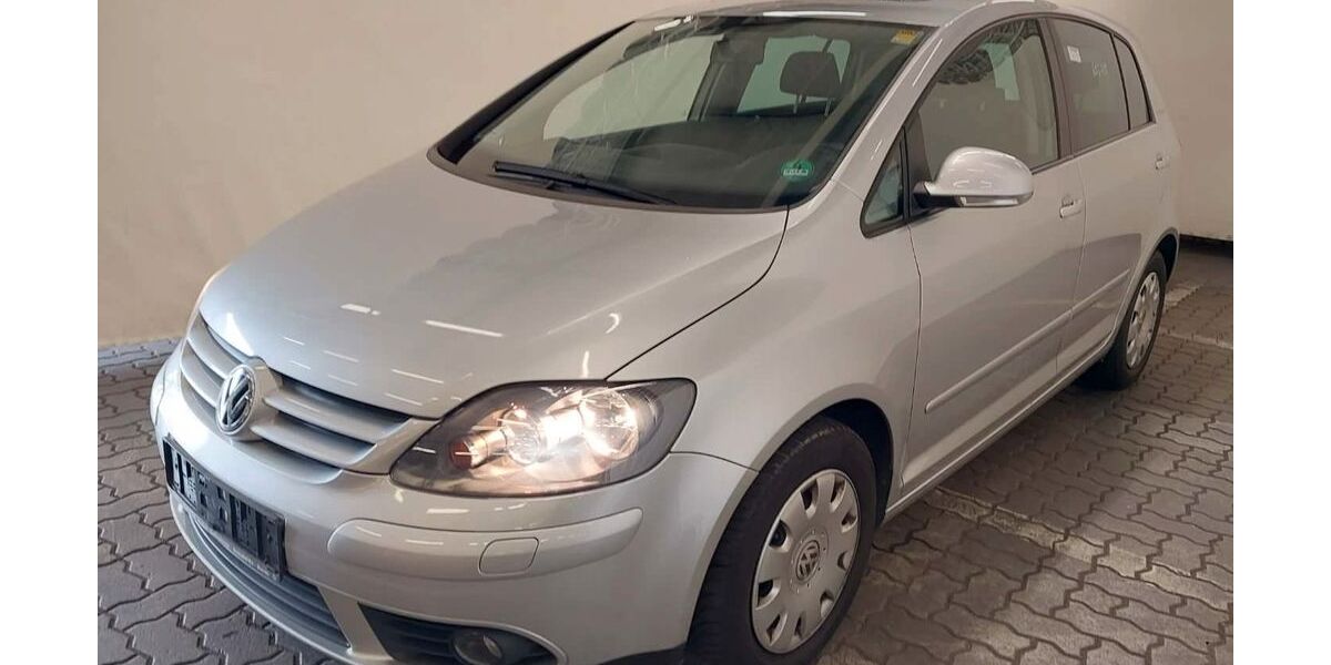 VW Golf 76.728 km 4.490 &euro; Wolfsburg 38444